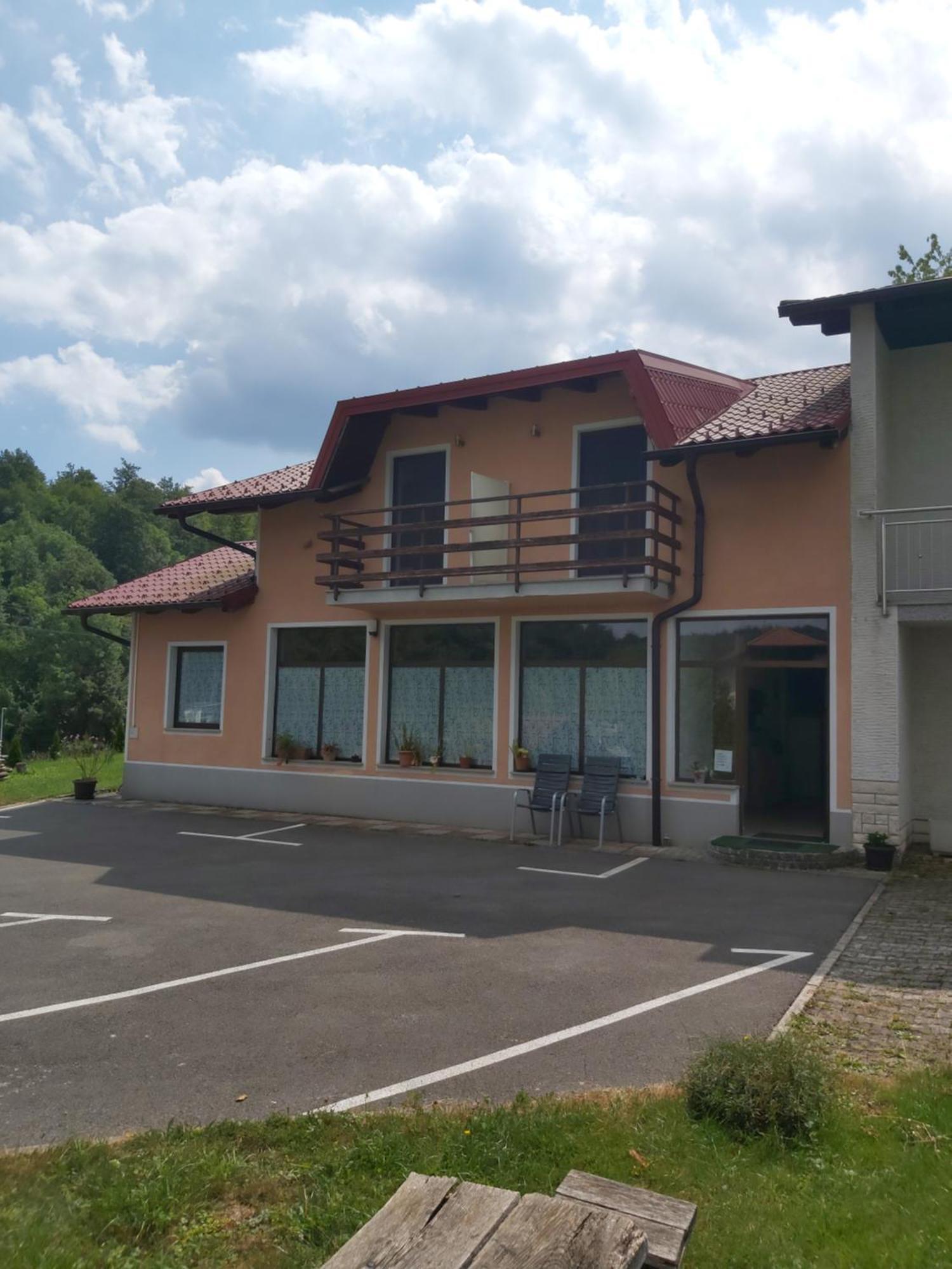 Zagon Homestay
